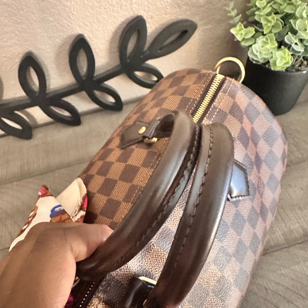 Louis Vuitton Brown Damier Ebene Speedy Bandoulière with Pink Accent Scarf - Picture 11 of 16